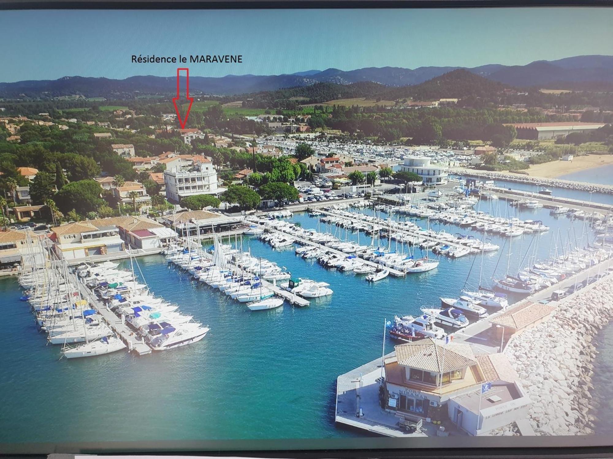 Studio Mezzanine Vue Port Et Mer La Londe-les-Maures ภายนอก รูปภาพ